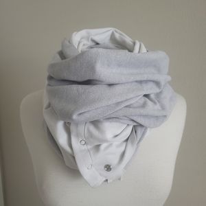 Lululemon Vinyasa scarf